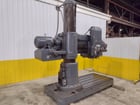 6' -19" Carlton #4A, radial arm drill, 15-1500 RPM, 20" spindle travel, 4" spindle diameter, power clamping / - Image 3