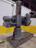 6' -19" Carlton #4A, radial arm drill, 15-1500 RPM, 20" spindle travel, 4" spindle diameter, power clamping / - Image 4