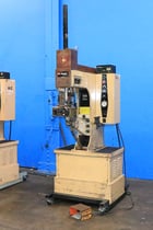 6 Ton, Haeger #HP6-C, hydraulic hardware insertion press, 8.5" stroke, 18" throat, AF-MAS vibratory feeder - Image 2
