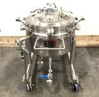 15 gallon Lee, sanitary Stainless Steel reactor / fermenter, 100 psi @ 338&deg;F, portable on wheels - Image 3