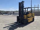 15000 lb. Caterpillar #T150D, forklift, propane fuel, cushion tires, 2-stage mast, 202" mast height, side - Image 8