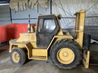 8000 lb. Sellick, Rough Terrain Forklift, 3-Cylinder Gas Engine, 163" 3-Stage Mast, Enclosed Cab - Image 3