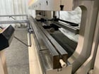 175 Ton, Accurpress #717512, Hydraulic Press Brake, 12' overall Bed & Ram, 10.3' Between Center, 8" Ram - Image 3