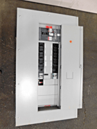 1200 Amp. General Electric CCB/-2, Panelboard, 208/120 V, 3 phase, 4 W, 14 breakers - Image 3