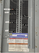 400 Amp. Square D panel enclosure with breakers. 5 x 125A Square D breakers 1 x 20A breakers. Other amp - Image 1