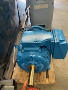 500 HP 1790 RPM WEG, Frame 586/7T, TEFC, 460 Volts, refurbished - Image 3