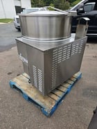 80 gallon World Famous Cleveland Range #KGL-80, stationary, NG self contained steam kettle w/ E-Z lift - Image 6