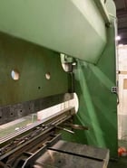 230 Ton, Cincinnati #230CB10, hydraulic brake, 12' overall, 126" between housing, 10" stroke, 8" throat, 30 - Image 9