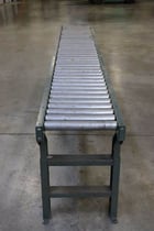 14.5" wide x 10' long, U-Line #H-3411, gravity conveyor - Image 3