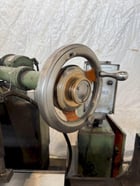 10" x 30" DoAll #HL-1030, hydraulic surface grinder, electromagnetic chuck - Image 9