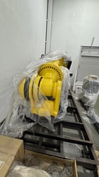 Fanuc, M-2000iA/2300, 6-Axis robot with R-30iB Control, 2300 Kg payload, 3734mm reach, new, never used, 2019 - Image 6
