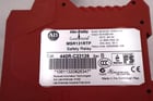 Allen-Bradley bradley msr131rtp 440rc23139 safety relay ser b 24v #l-390 - Image 5