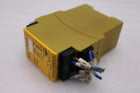 PILZ 777504 Safety Relay PNOZ XV2P 0.5/24VDC 2N/o 2N/o STOCK H1825 - Image 4