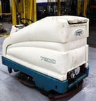 Tennant #7200, Industrial Rider/Scrubber, Battery Operated, 36" Cleaning Path, 2" Scrub Head Offset, 2500 - Image 3