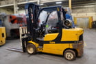 10000 lb. Yale #GLC100VXNKAE100, Liquified Propane Gas Forklift, 209" Lift Height, 2019 - Image 1