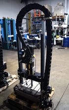 Instron #8872, 10kN fatique testing system, 2 columns, 18" btwn columns, hydraulic lits & controls - Image 4