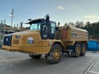 Caterpillar 725, Articulated Truck, 618 hours, S/N: 3T901413, 2025 - Image 2