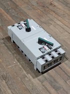 200 Amp, Siemens V7F3244R, Vacu-Break Panelboard Disconnect Switch, 240 Volts, 3P, 3Ph, 25HP - Image 8