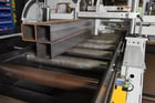 21" x 26" Hydmech #V-21/26APC, Automatic Vertical Band Saw, 1.5" x 232" Blade, 44" H Table, 65-385 SFM, 10 - Image 3