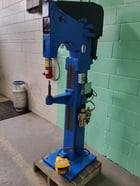 Clinching Machine, set for 24 & 26 gaguge, air + 110 power, rebuilt - Image 2