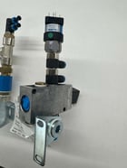 Festo Pneumatic Pressure Switch Assembly PEV-1/4-A-SW27-B-OD / 175252 G 1/4 15 to 145 PSI - Image 2