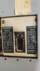400 Amps, Siemens #SB3, Switchboard, 480 Volts, 3 Phase 3 Wire, 65kA, w/ (7) HEB Breakers - Image 5