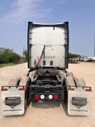 Kenworth #T680, Sleeper Truck, Paccar Power, Aero Highway Tractor, 632,860 Miles, 2020 - Image 4