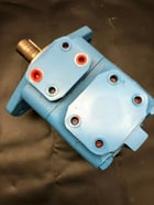 2.5" Eaton Vickers #35V38A-1C22R, Hydraulic Vane Pump, 1.25" shaft diameter - Image 2