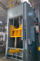 250 Ton, Verson #250-HD1-60, hydrauic press, 30" stroke, 60" x 60" table, 50 HP - Image 2