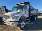 Freightliner DUMP TRK14, Dump Truck, S/N: 1FVHCYFE3LHLJ1640, 2020 - Image 1