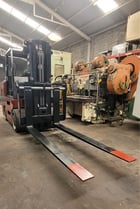 25000 lb. Taylor #TC-250, diesel forklift, 100" lift height, 96" fork length, solid tires, 4 cylinder Detroit - Image 2