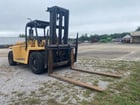 25000 lb. Clark, forklift, pneumatic tire, 8' forks - Image 2