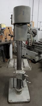 20" Clausing #2276, drill press, 1.25" drill capacity, 150-2000 RPM, 1.5 HP, 6.5" spindle travel - Image 3