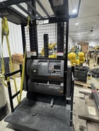 3,000 lb. Crown #SP3520-30, Electric Order Picker, 24V, 48" Width, 6.5 MPH, 2016 - Image 2