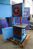 20" x 13" DoAll #2013-V, vertical band saw, 1/8"-1" x 154" blade, 55-5200 FPM, 2 HP, 26" x 26" table, blade - Image 2