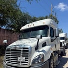 Freightliner #Cascadia, Class 8 Sleeper Semi Tractor, Tandem Axle, Detroit DD15, 2016 - Image 1