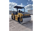Caterpillar CB15-01O, Compactor, 772 hours, S/N: M9401119, 2023 - Image 2