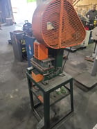 5 Ton, Benchmaster #151, OBI punch press, 1.25" stroke, 7.25" Shut Height, 4" throat, 1" adj., 200-260 SPM - Image 4