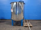 800 gallon Stainless Steel tank, 60" diameter x 65", w/agitator - Image 1