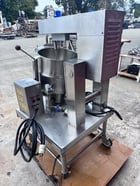 10 gallon Groen #TDB/7-40, Electrically Heated Steam-Jacketed Kettle w/ Scraper Agitator, 50 psi @ 300°F - Image 1