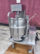 10 gallon Groen #TDB/7-40, Electrically Heated Steam-Jacketed Kettle w/ Scraper Agitator, 50 psi @ 300°F - Image 3