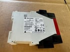 Allen-Bradley 440R-S35014 Safety Relay 24V DC m01509 - Image 3