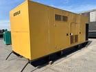 600 KW Caterpillar, Diesel Generator Set, 480 Volts, 1800 RPM, circuit breaker, 1PH/3PH, 256 hours, 2001 - Image 2