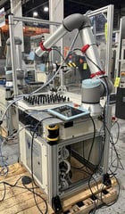 Universal Robots, UR-10e, Cobot with parts loading base/station, 6-Axis, 27.5 lb. payload, 51.2" reach, 2021 - Image 2