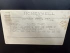Honeywell DC300K-E-000-20-0000-0 Temperature Controller 90 to 264 VAC Untested Surplus - Image 5