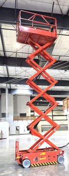 705 lb. LCMG #AS3246, Hydraulic Scissor Lift, 32' max. platform height, 48" platform width, 4.5 HP, 3480 psi - Image 1