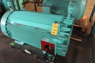 350 HP 1800 RPM General Electric, Frame 5011LL, TEFC BB, 4160 Volts - Image 2