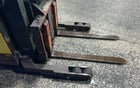 3,000 LB Raymond #020-F30-TT, Electric Stand Up Forklift - Image 3