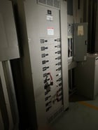 800 Amp. Siemens, Type S4, panelboard, 480 Volts 3 phase, 24 subfeed breakers - Image 1