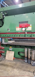175 Ton, Cincinnati #175-FM, hydraulic press brake, 10' overall, 8' 6" between housing, 10" stroke, 8" - Image 5